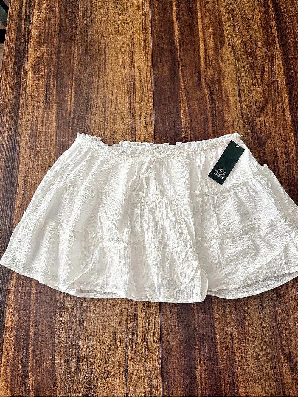 Wild Fable White High Waist Shorts Size Medium NWT